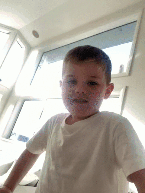 Animated image out of testimonial from Samuel Clark