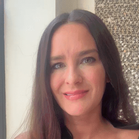 Animated image out of testimonial from Sarrah Rose
